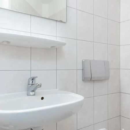407, Seepark *